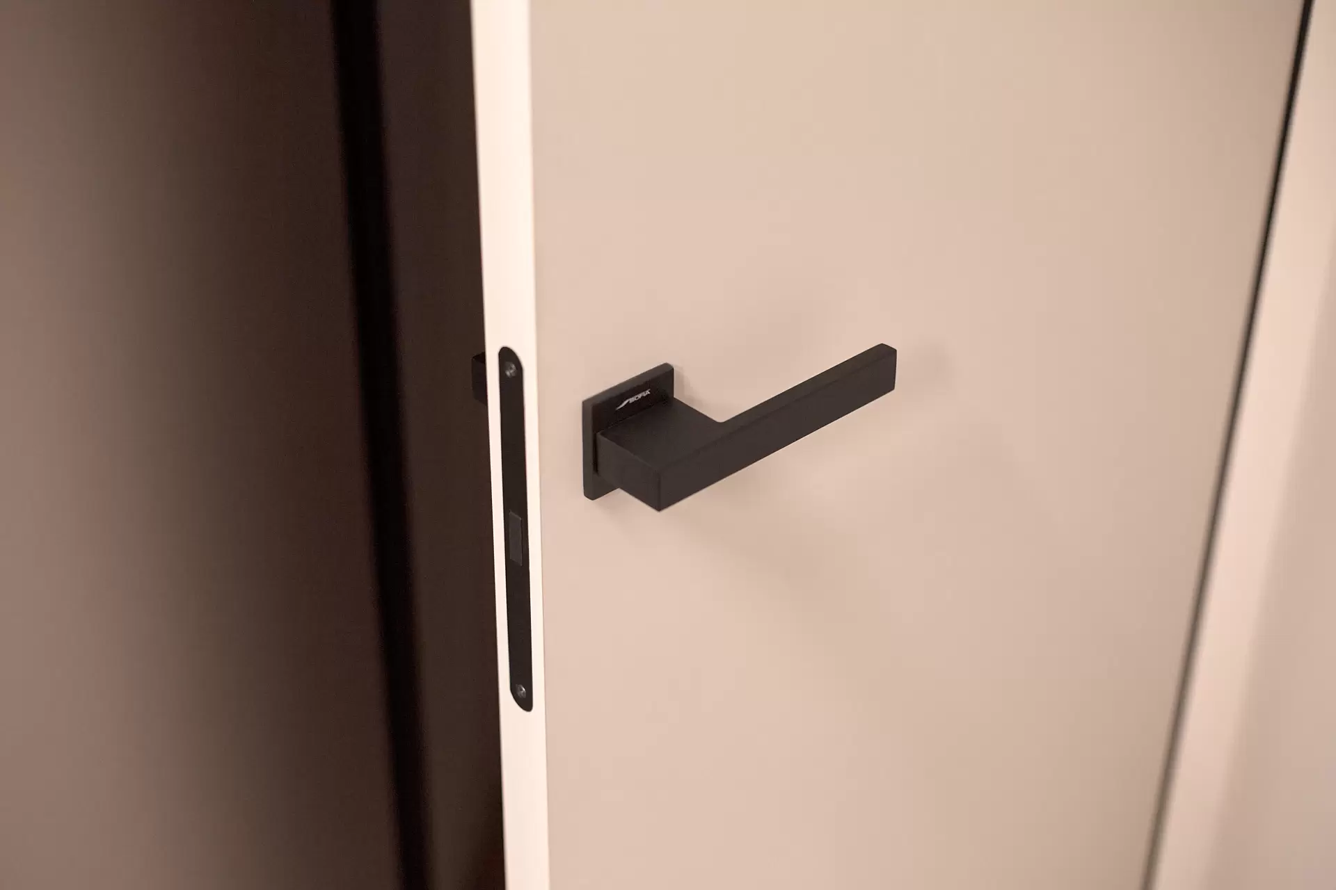 poeticheskaya-gostinaya-16